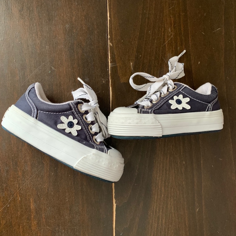 90s smart fit platform sneakers